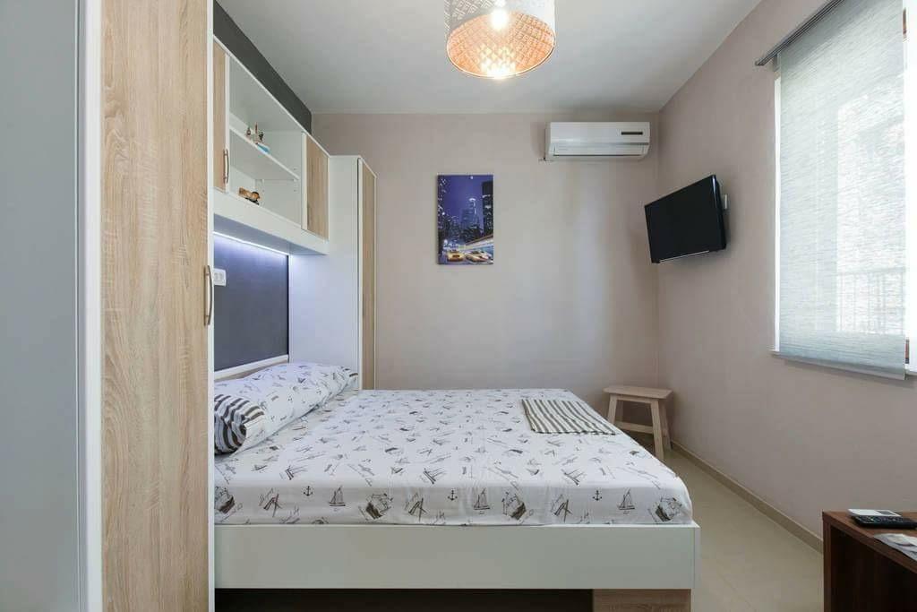 Apartments Romantica جيسينتسي المظهر الخارجي الصورة