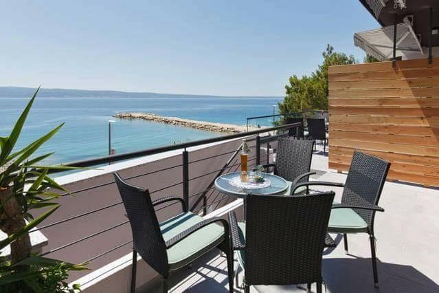 Apartments Romantica جيسينتسي المظهر الخارجي الصورة