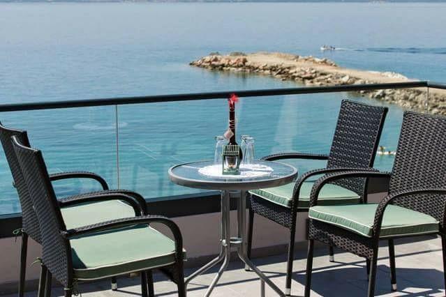 Apartments Romantica جيسينتسي المظهر الخارجي الصورة